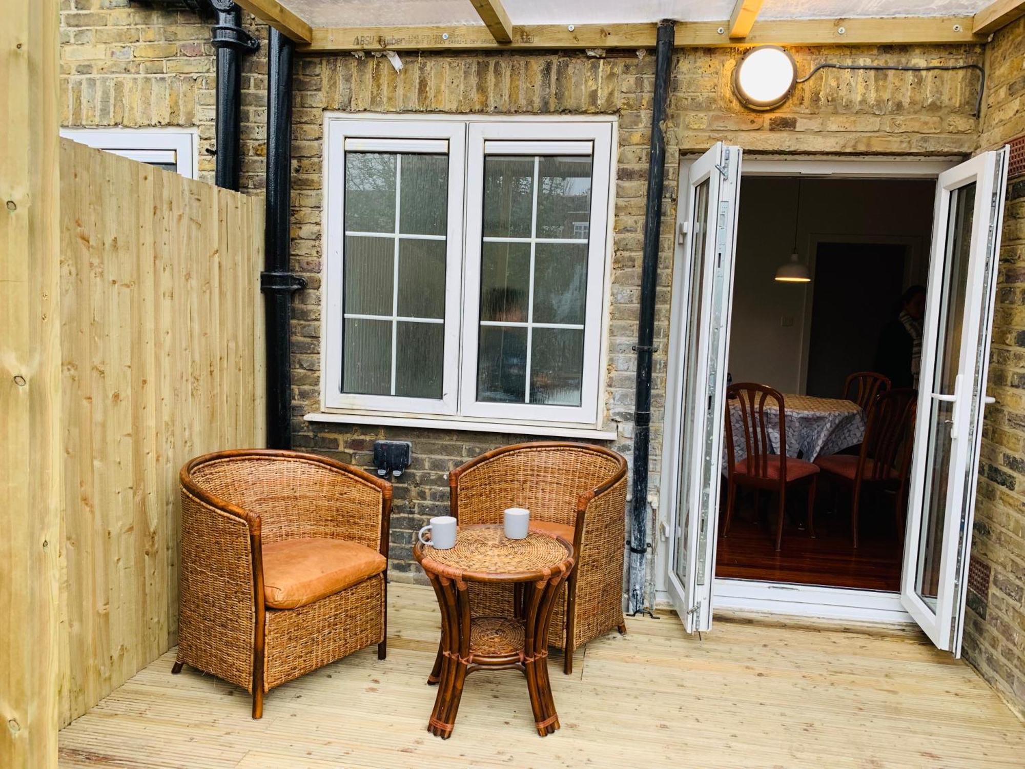 Tapestry Apartment London Bagian luar foto