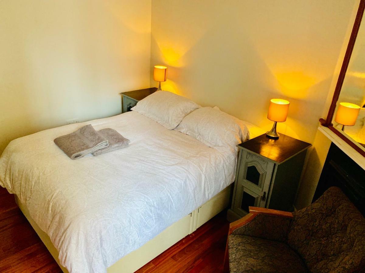 Tapestry Apartment London Bagian luar foto