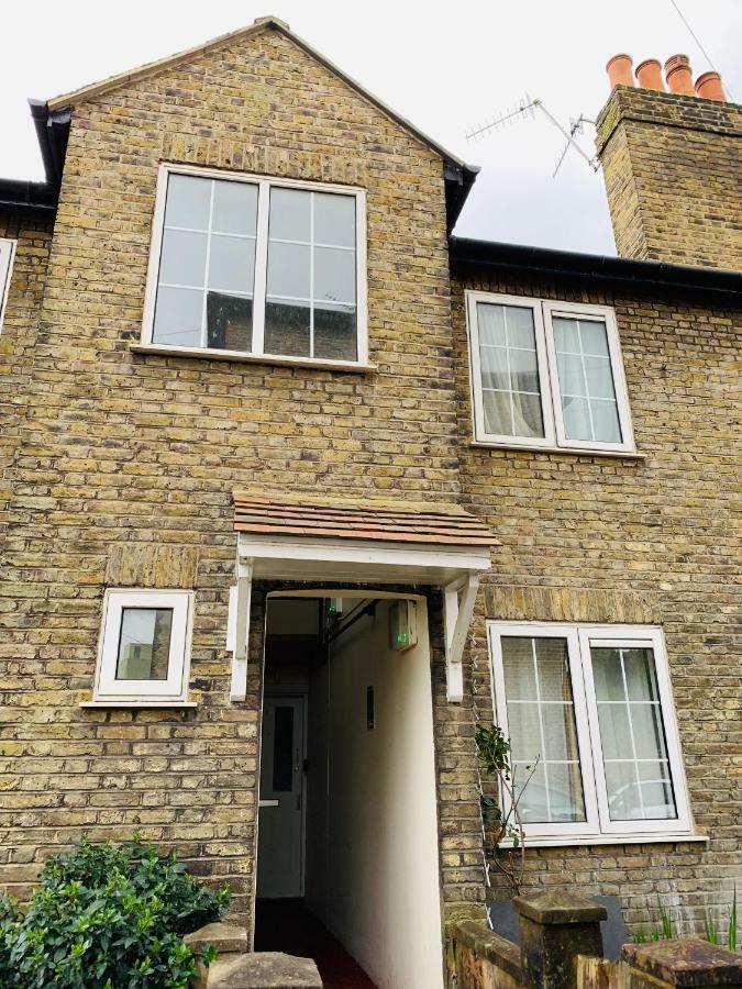 Tapestry Apartment London Bagian luar foto